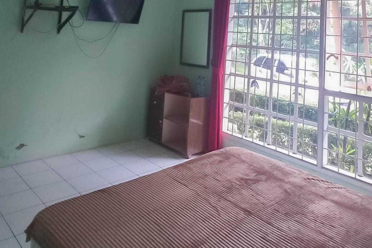 Villa Getsemani Mitra Reddoorz Sangkanurip Ngoại thất bức ảnh